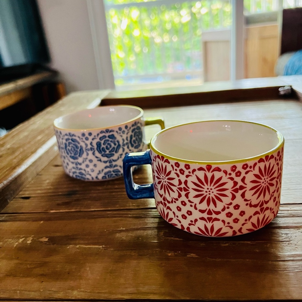 Stackable Teacups - Picture 2 of 4